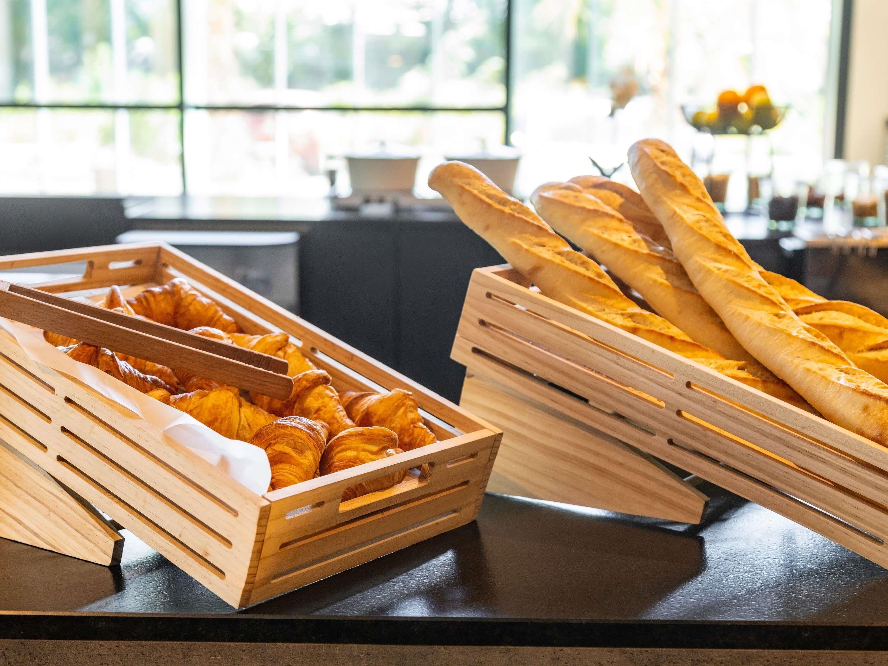 daily buffet breakfast (eur 13.50 per person)