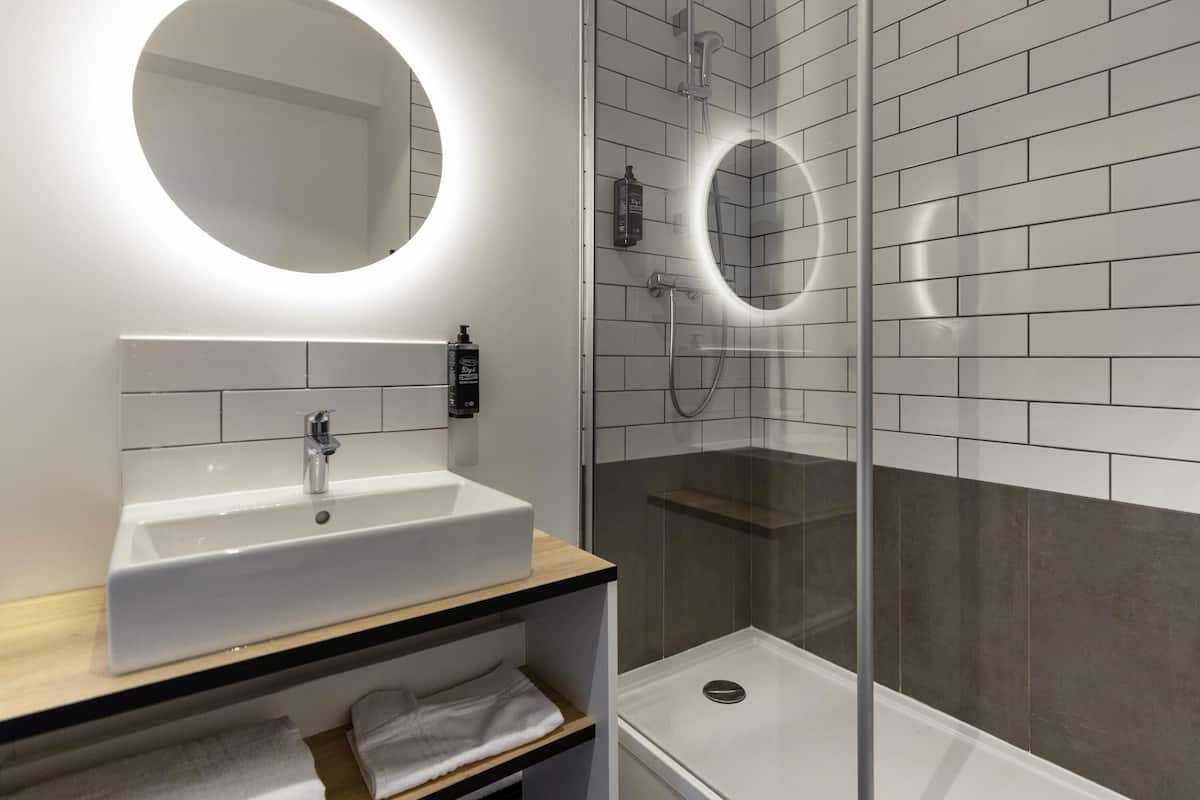 minibar, desk, blackout curtains, soundproofing