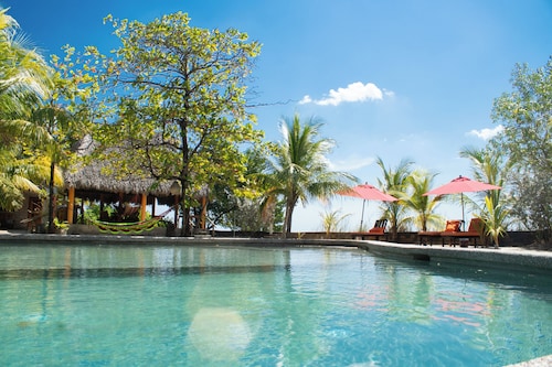 Playa San Diego beachfront Rentals