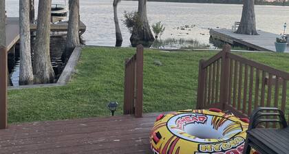 2 bed 2 bath on Clermont chain of lakes with dock & boat lift Emerald Lakes 55+