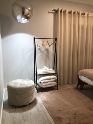 3 bedrooms, iron/ironing board, travel cot, free WiFi - Pombal Suite Fica Localizado na Estrada 237 ao Lado Centro Terapêutico de Pombal (Pombal)