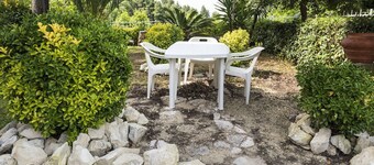 A30 - Poggio, new one bedroom apartment with garden