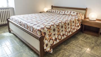 3 habitaciones y ropa de cama