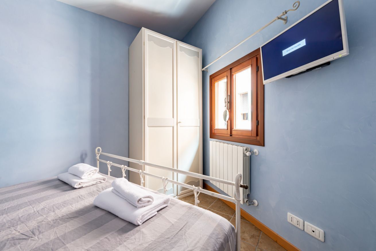 2 bedrooms, internet