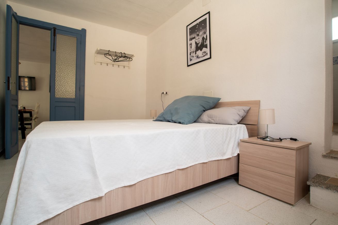 3 chambres, fer et planche à repasser