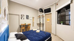 Basic Studio - La Gruta Co-Living  (Medellín)
