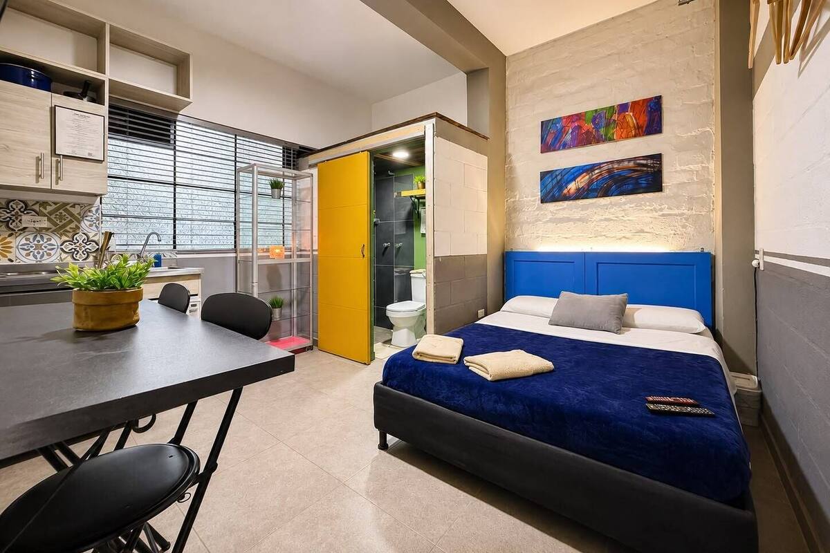 Studio Standard, 1 chambre, salle de bain attenante, rez-de-chaussée | Couette en duvet, bureau, espace de travail pour ordinateurs portables