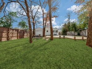 Property grounds - The MCM House walk2 FIFA Dallas Stadium~ AT&T!  Best Arlington vacation rentals! (Arlington)