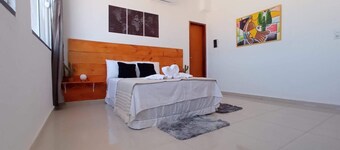 Central Palace Hotel 