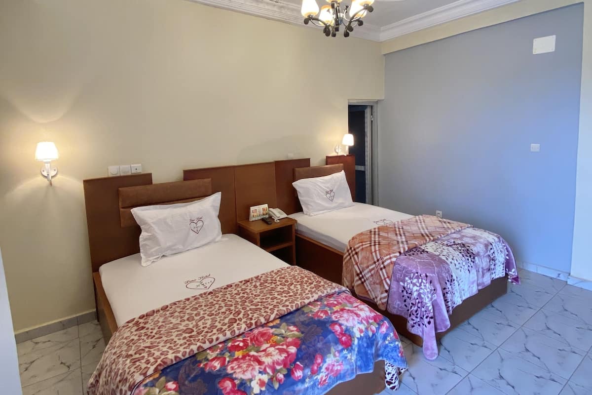 Comfort Twin Room | 1 bedroom, bed sheets