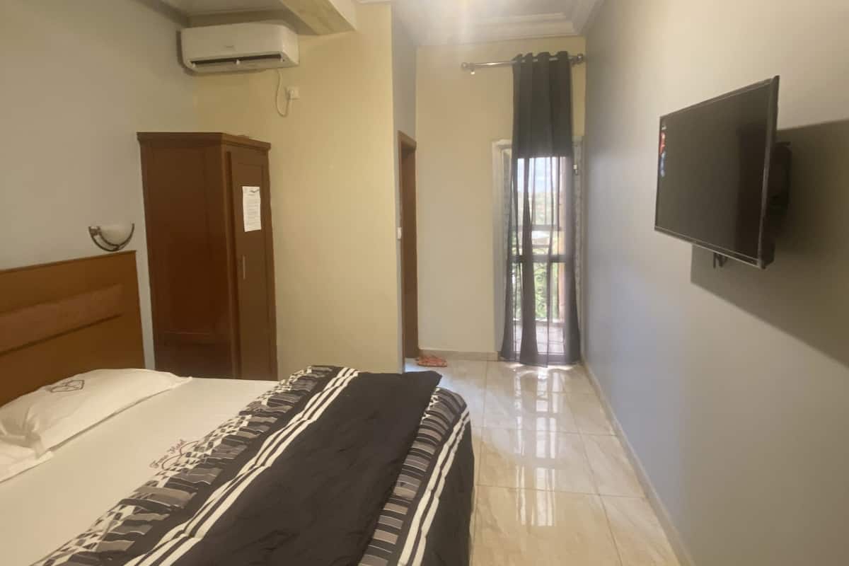 Comfort Double Room | 1 bedroom, bed sheets