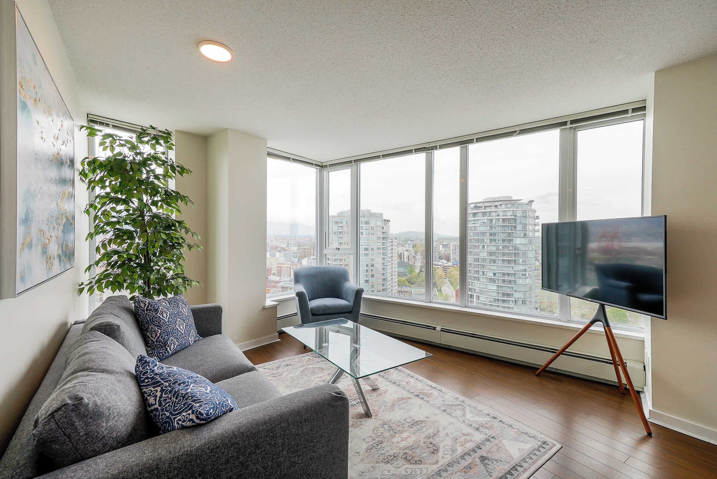 Gorgeous Unit With Beautiful City Views - Vancouver
