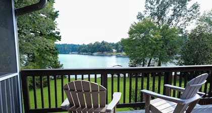 Family Retreat on South Cove of Lake Keowee; Private Dock; ~ 10 Mi from Clemson