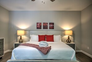 4 bedrooms, iron/ironing board, WiFi, bed sheets