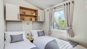Unclassified image, 4 of 7, button - Gold 3 Bedroom Caravan (Slps 8) (Silloth, North Lakes)
