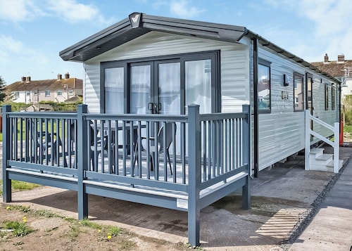 Gold 3 Bedroom Caravan (Slps 8)