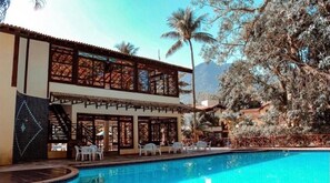 Pool - House N12 in Maresias, gated community facing the beach. (Praia de Maresias São Sebastião)