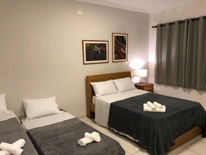 2 bedrooms, iron/ironing board, free WiFi, bed sheets