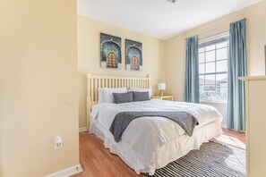 Room - 2BD/2BA Spacious Condo Near Universal & IDrive (Orlando)