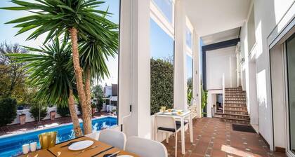 Charming 10 pers Villa with swimmingpool Sevilla