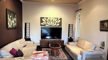 Smart TV, books, music library, stereo