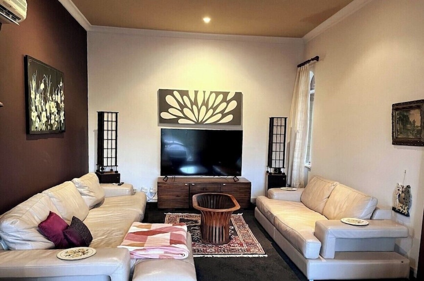 Riverside Retreat For Those That Want To Be Close To Nature And Live In Luxury. - Mount Pleasant