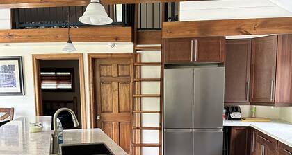 Gali's Waterfront Cottage on Lake Muskoka facing south with western sunset views