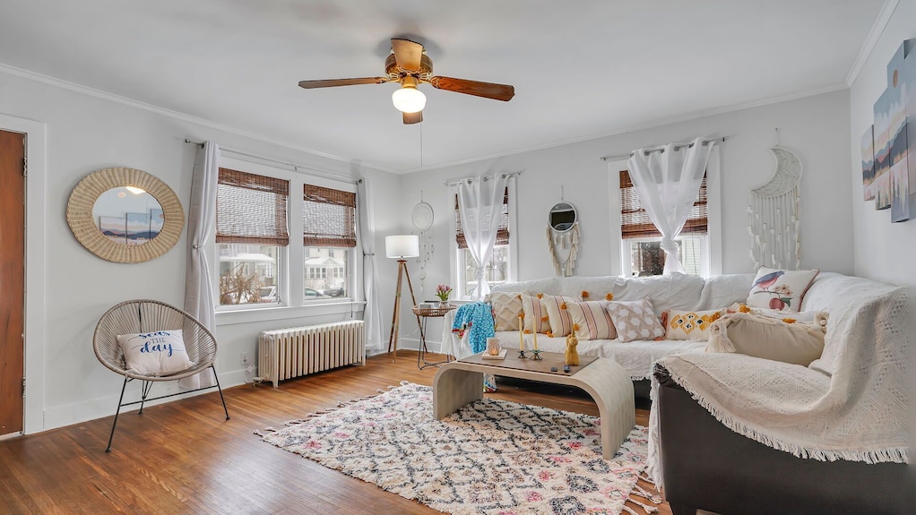 Gorgeous Home Walking Distance To The Beach - Hilton, NY