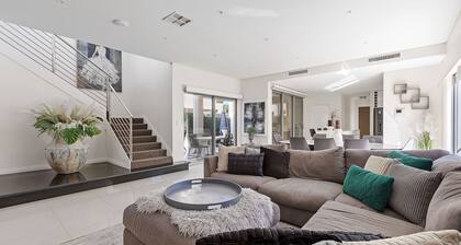 Modern Port Coogee Luxury Home