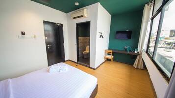 Basic Double Room | Seterika/papan seterika, Wi-fi percuma, cadar katil