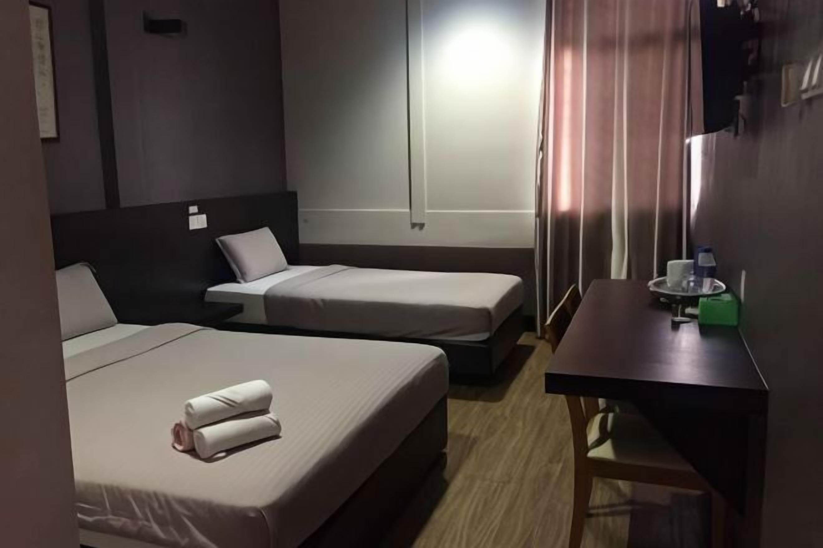 เตารีด/โต๊ะรีดผ้า, Wi-Fi ฟรี, ผ้าปูที่นอน