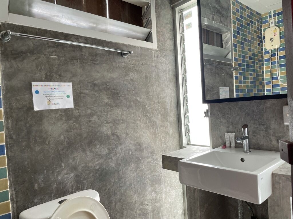 Habitación básica doble | Baño
