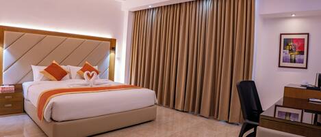 Superior Double Room, 1 King Bed | Frette Italian sheets, premium bedding, down duvets, memory-foam beds