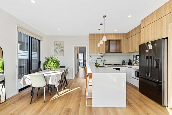 Fridge, microwave, oven, dishwasher