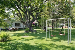 Children's play area - outdoor - Mexico Villa Cristy (Ajijic)