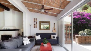 Villa | Living area
