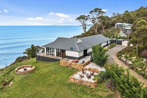 Exterior - Hamptons on the Bay - Luxe Residence (Glamorgan-Spring Bay)