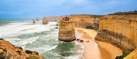 Una spiaggia nelle vicinanze