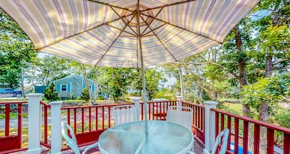 Stunning home on the bay with fantastic views, central AC, W/D, & water access