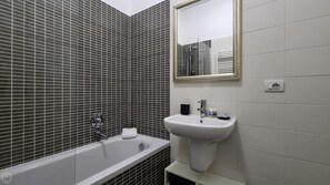 House | 2 bedrooms - Italianway Easy - Sarpi 10 B (Milan)