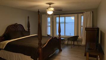 3 chambres, fer et planche à repasser, Wi-Fi, draps fournis