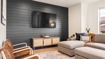 Townhome, 4 Bedrooms | Living area