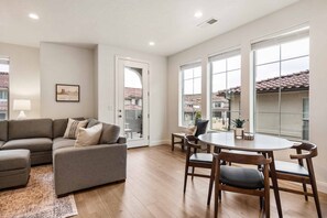 Oppholdsområde | Smart-TV og strømmetjenester