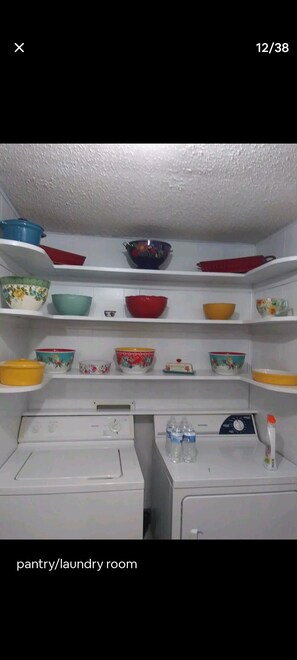 Interior - Chincoteague Pony Penning Hideaway (Chincoteague)