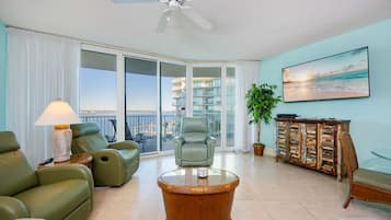 Condo, 2 Bedrooms | Living area | DVD player