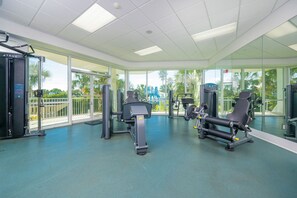 Condo, 2 habitaciones | Sala de fitness