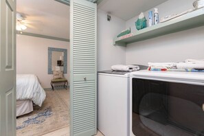 3 bedrooms, free WiFi - Phoenix Iv 4081 3 Bedroom Condo (Orange Beach)