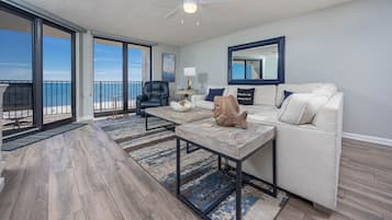 公寓式客房, 3 间卧室 | 起居区 | DVD 播放器