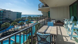 Condo, 2 habitaciones | Restaurante al aire libre