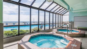 مغطس سبا داخلي